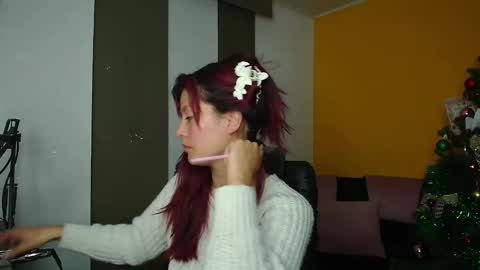 Snapshot of leydysexlover chatting on December 2025 02:27:01 AM Leydy online show from December 2025 02:27:01 AM