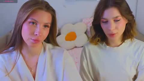 Snapshot of leylalin chatting on July 2026 10:13:02 PM Leila online show from July 2026 10:13:02 PM