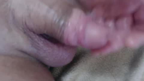 Lezzie Lover online show from January 2025 03:05:01 AM