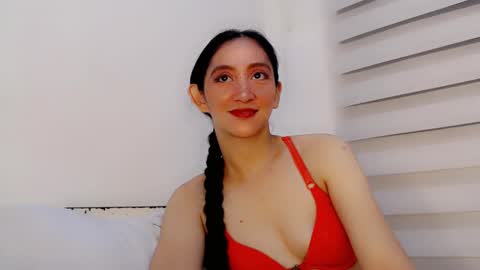 Snapshot of lhalyn060624 chatting on November 2025 05:03:01 PM Lyn online show from November 2025 05:03:01 PM