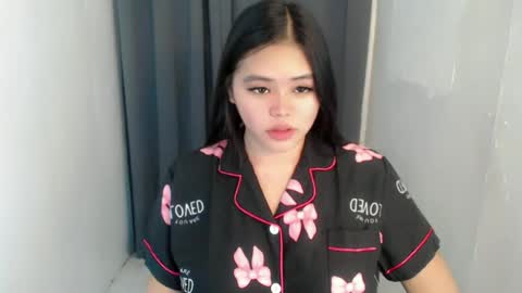 Snapshot of lhara_cumming chatting on June 2026 11:42:02 PM LHARA online show from June 2026 11:42:02 PM