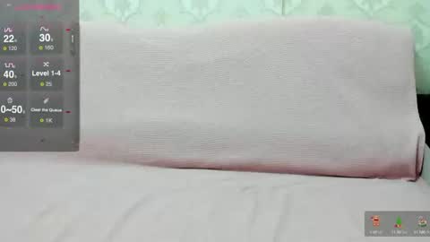 Snapshot of lia1243756 chatting on December 2024 07:12:01 AM LEANNAA online show from December 2024 07:12:01 AM