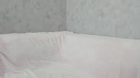 Snapshot of lia1243756 chatting on December 2025 09:14:01 AM LEANNAA online show from December 2025 09:14:01 AM