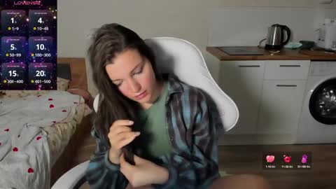 lia_2002_ online show from April 2026 01:27:02 PM