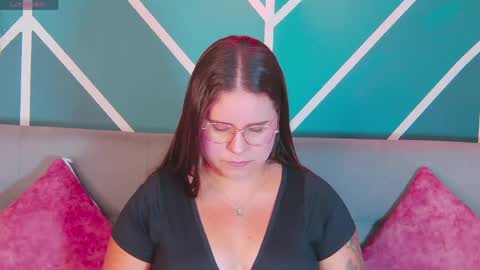 Lia Avalon online show from June 2026 12:07:02 PM