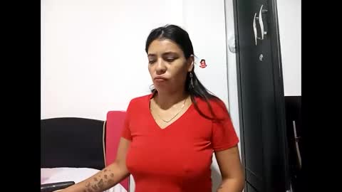 Snapshot of lia_hottie chatting on December 2025 02:32:02 PM Lia online show from December 2025 02:32:02 PM