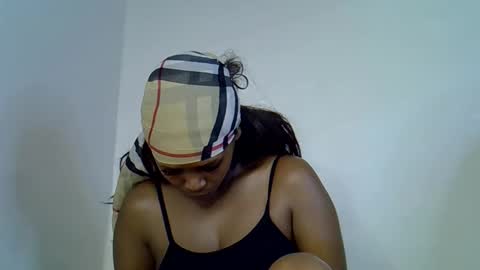 lia online show from November 2025 04:07:02 PM