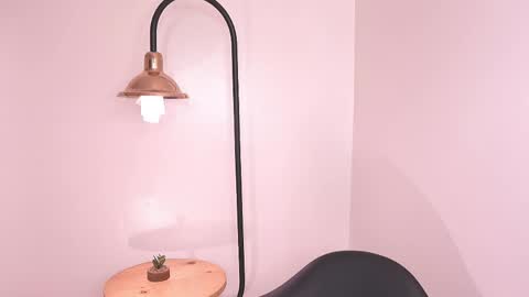 liaa online show from April 2026 12:01:01 AM