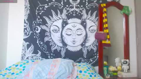 Lia Monroe online show from December 2025 04:35:01 PM