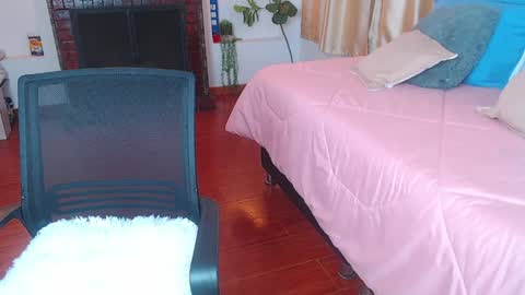    online show from April 2026 02:10:02 PM