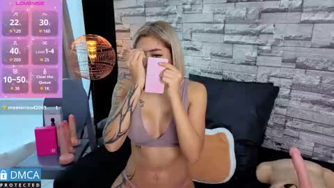 lia summer1 online show from November 2025 07:38:01 PM