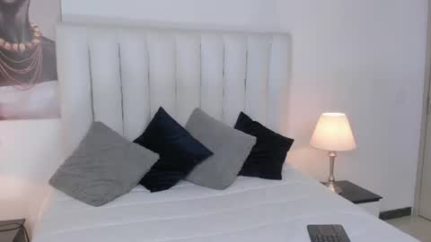 liaa_queen online show from July 2026 06:57:02 PM