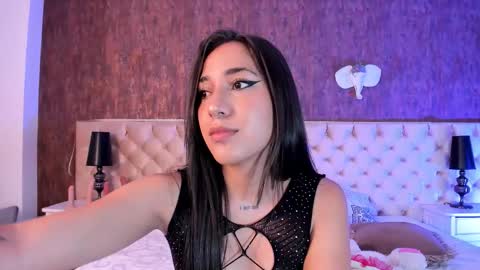 liaa turner  online show from September 2025 08:42:02 PM