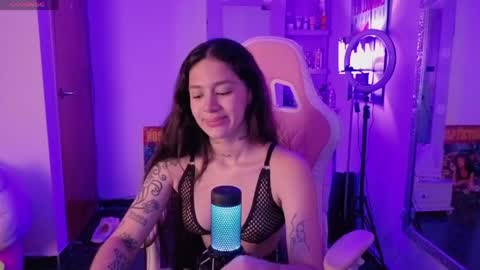 Snapshot of liabutera chatting on April 2026 08:51:02 PM Lia Butera online show from April 2026 08:51:02 PM