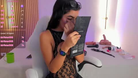 Liah online show from April 2026 07:54:01 PM