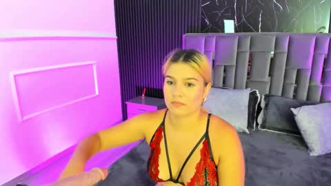 Snapshot of liahfontaine chatting on October 2025 11:23:02 AM Liah Fontaine online show from October 2025 11:23:02 AM