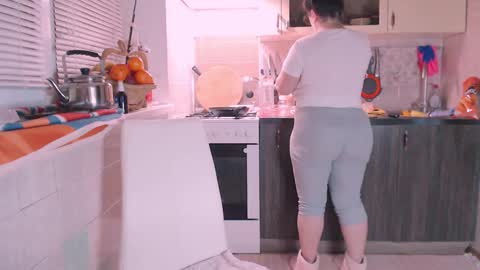 Snapshot of liahsofty chatting on December 2024 07:18:02 PM miss Lia colection for travel online show from December 2024 07:18:02 PM