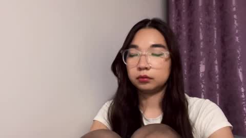 liaisonx_rosa online show from November 2025 05:12:01 PM