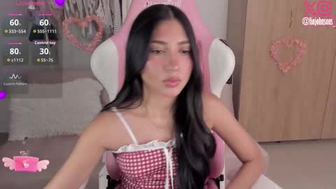 Lia Johnsons online show from February 2026 12:27:02 AM