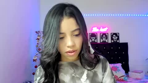 Snapshot of liakent24 chatting on December 2024 01:34:02 AM Lia Kent online show from December 2024 01:34:02 AM