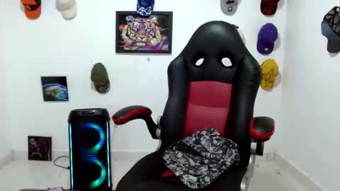Andres online show from May 2026 10:00:02 PM