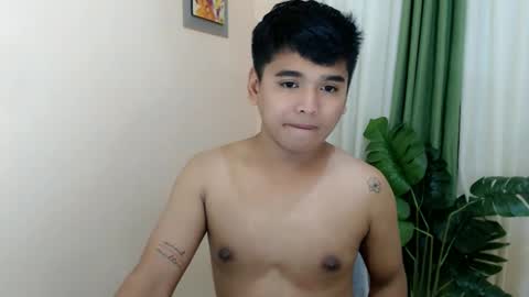 liam_anthonyxx online show from December 2025 03:06:01 PM