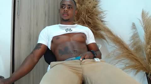 Snapshot of liam_bolt chatting on January 2026 08:23:02 PM liam_bolt online show from January 2026 08:23:02 PM