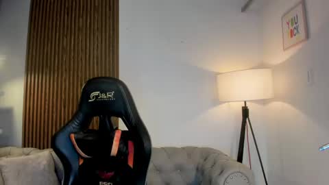 Liam Collins online show from May 2026 11:49:02 AM