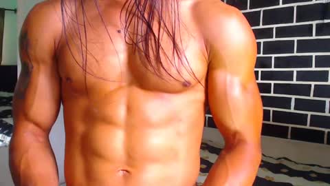 LIAM online show from October 2025 07:23:01 PM