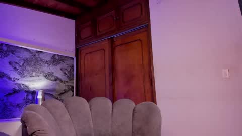 Liam online show from April 2026 08:17:02 PM