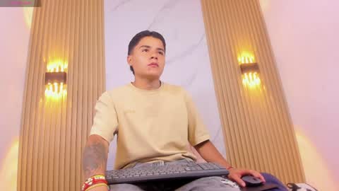 Liam online show from April 2026 04:39:02 AM