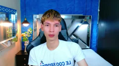 Snapshot of liam_green1 chatting on March 2026 03:52:01 PM liam_green1 online show from March 2026 03:52:01 PM