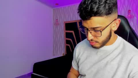 LIAM KLEIN online show from February 2026 11:18:01 AM