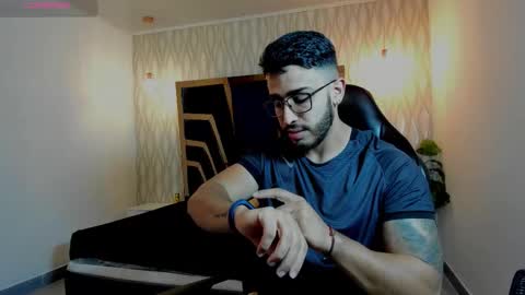 LIAM KLEIN online show from March 2026 11:32:02 AM