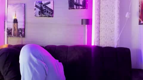 liam online show from December 2025 12:36:01 PM