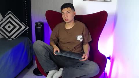 Liam  online show from February 2026 01:07:02 PM