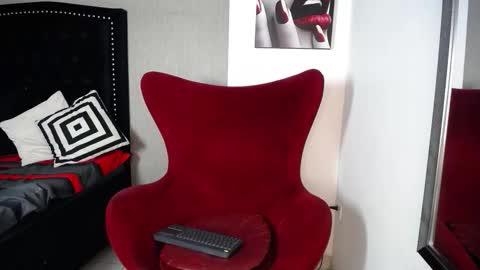 Liam  online show from February 2026 11:33:01 AM