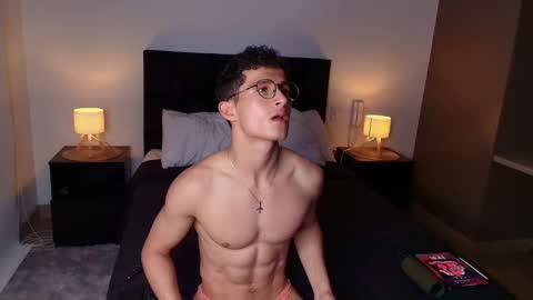 Liam online show from January 2026 11:43:02 PM