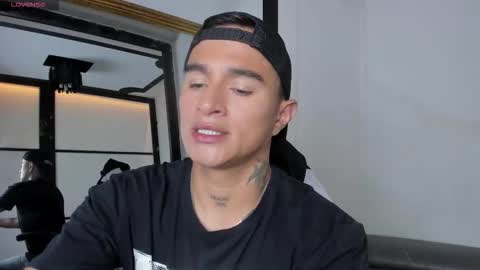 LiamDeep online show from September 2025 08:25:01 PM