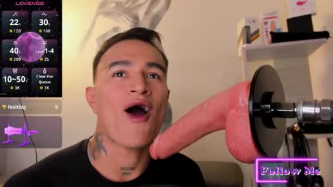 LiamDeep online show from November 2025 08:40:01 PM