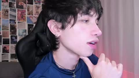 Liam online show from March 2025 04:21:01 AM