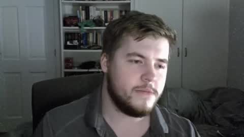 Liam Fox online show from September 2025 01:17:02 AM