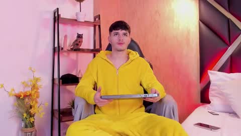 Snapshot of liammuller chatting on October 2025 11:55:01 AM liammuller online show from October 2025 11:55:01 AM