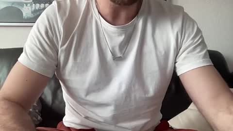 Snapshot of liamnilod chatting on December 2024 10:43:01 AM Chris online show from December 2024 10:43:01 AM