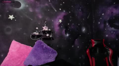 Lia online show from December 2025 02:25:02 PM