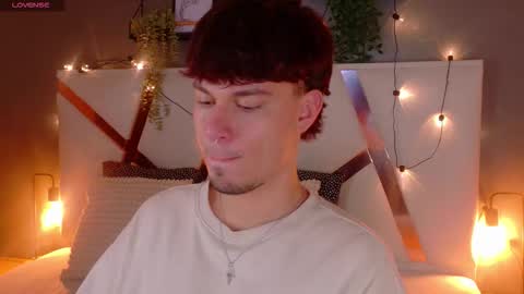 Liam Thunder online show from November 2025 02:55:02 AM