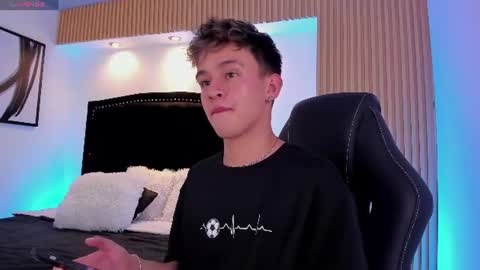 Snapshot of liamwild20 chatting on June 2026 04:55:01 AM liam online show from June 2026 04:55:01 AM