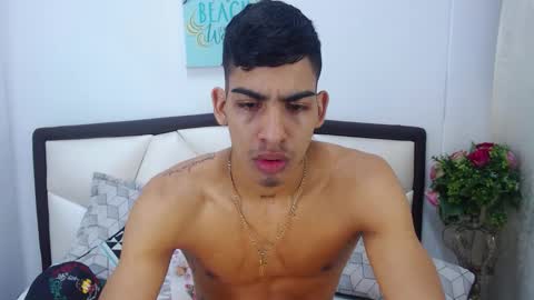 L I A M online show from December 2025 10:42:02 AM