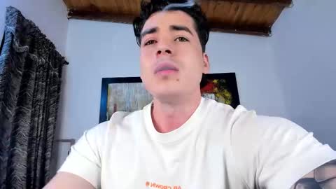 Snapshot of liamwyatt_ chatting on December 2025 06:28:01 AM liamwyatt_ online show from December 2025 06:28:01 AM