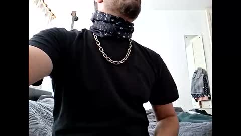 Snapshot of lian5602 chatting on October 2025 11:09:01 AM LiamCross online show from October 2025 11:09:01 AM